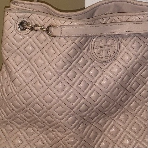 Tory Burch Marion Diamond Quilted Leather Tote - Picture 6 of 14